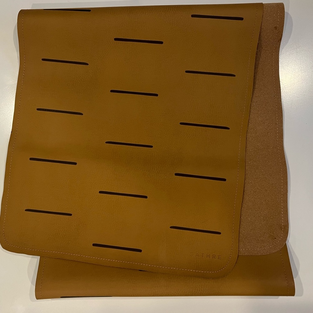 6’ Leather Gathre Table Runner